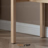 Застекленный шкаф BURANOW A с деревянными ножками